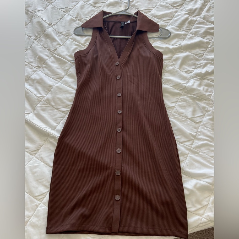 Collared Body Con Dress